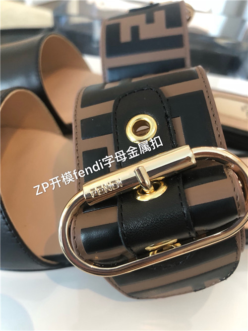 fendi pointed flat slippers - Image 4