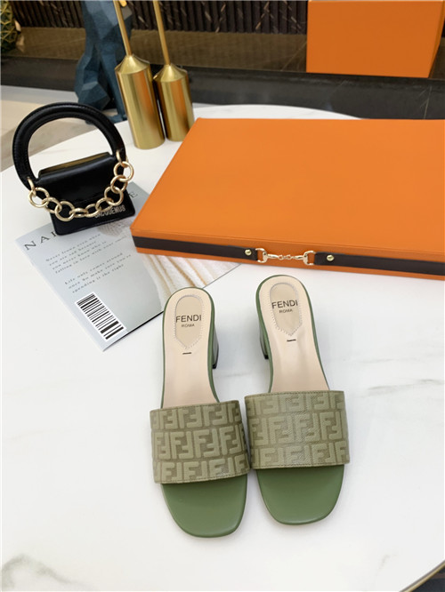fendi slippers womens - Image 3