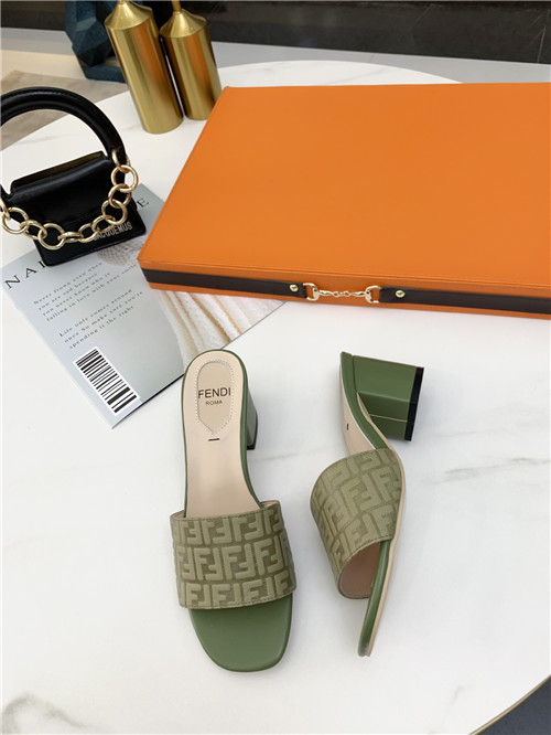 fendi slippers womens - Image 5