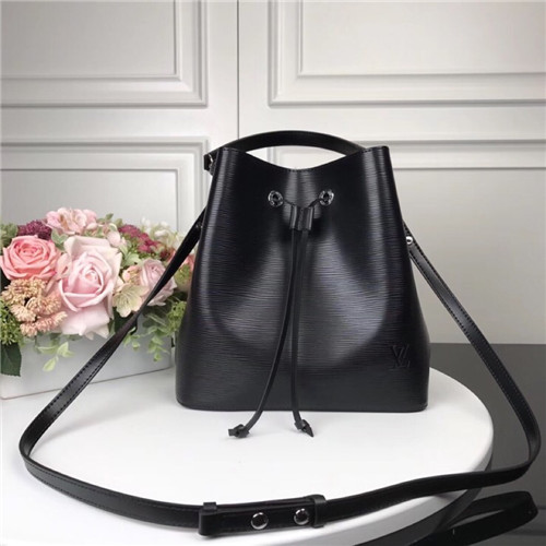 louis vuitton lv lockme bucket bag