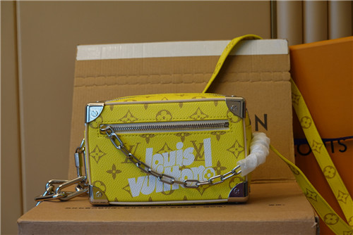 lv soft trunk monogram bag