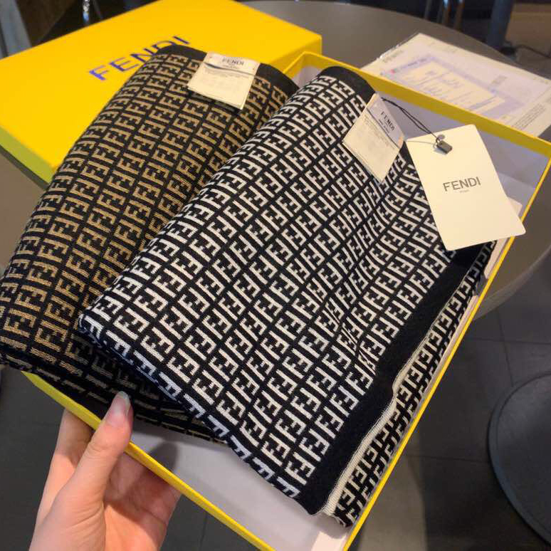 Fendi FF Jacquard Scarf - Image 6