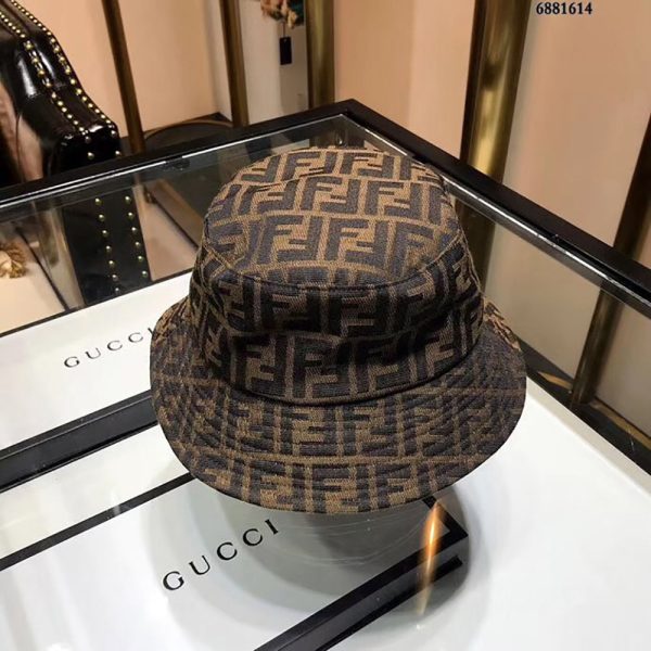 Fendi Bucket Hat In Brown