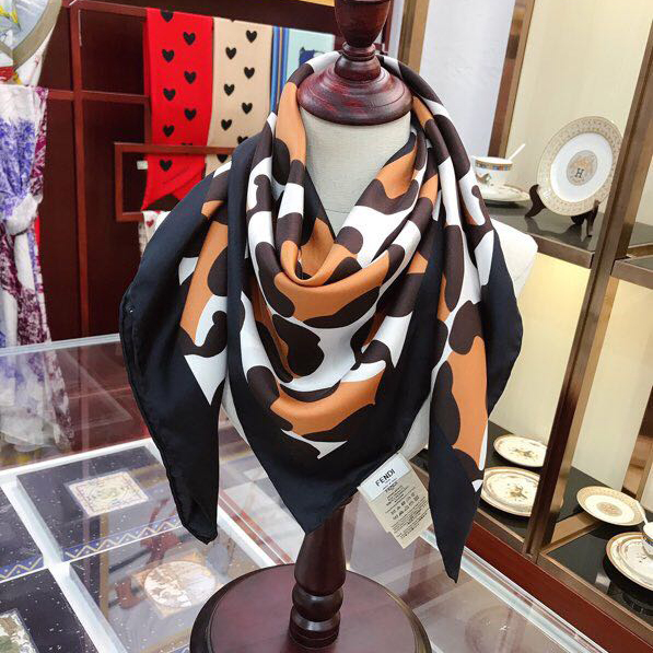 Fendi Leopard Print Logo Scarf
