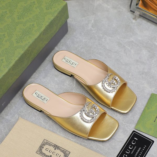 Gucci Slides latest loafers with a crystal diamond G clasp A