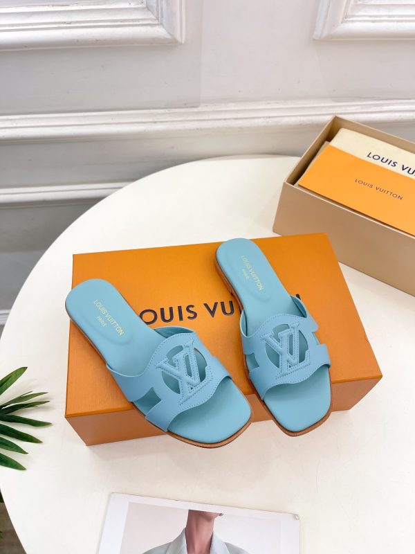 Louis Vuitton Spring Summer 2024 New Retro and Trendy Slippers A