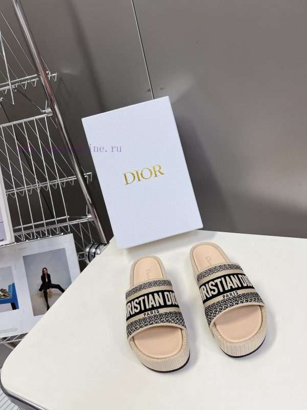Top tierDior Classic Cotton 3D Stereoscopic Embroidery Printed Thick Bottom Cool Slippers Lomlm6wy9n