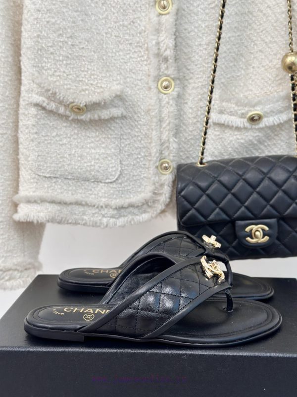 Chanel | 24P Spring/Summer New ProductsDouble C diamond grid clip on flip flopsSummer flip fkom9ck04