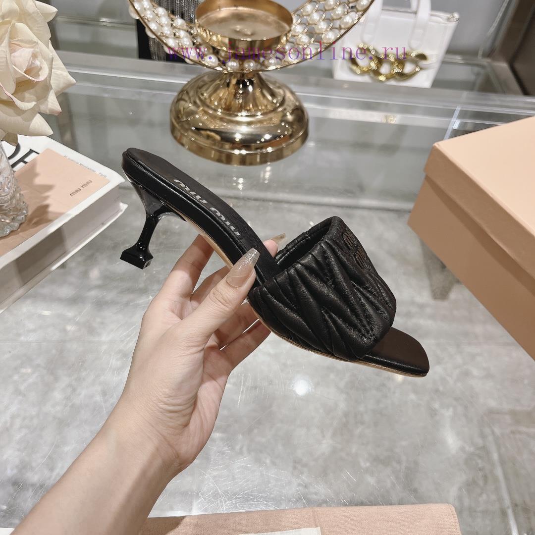 Miu Miu 2024 Spring/Summer New Soft Sheepskin Wrinkled Face Cool Slippers SeriesSweet and sa5oylkn4b - Image 5