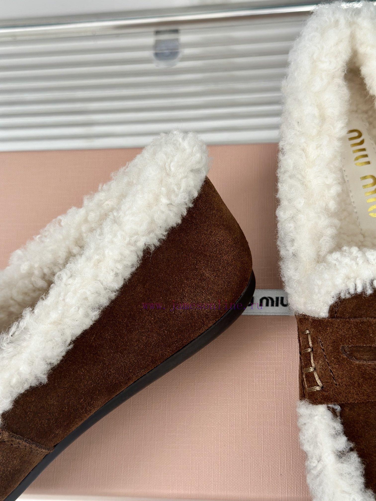 MiuMiu/Miu Classic Fashion Style Coin Fury Shoes Le Fu ShoesRecently, the highly popular golfnj6ws6h - Image 7