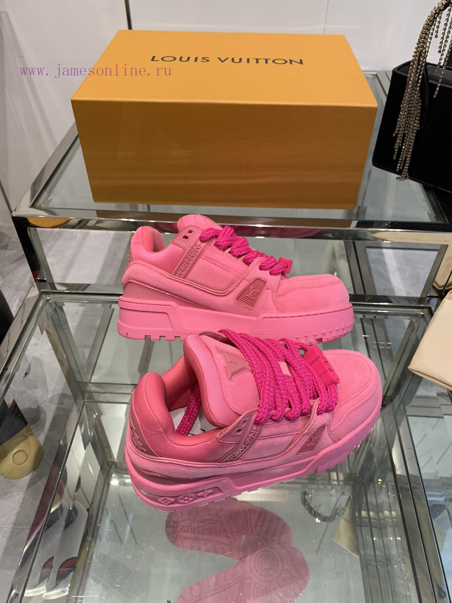 Louis Vuitton LV's new color trainer sports shoes, board shoes, cute and chubby trainers, cocb4yroj4 - Image 9