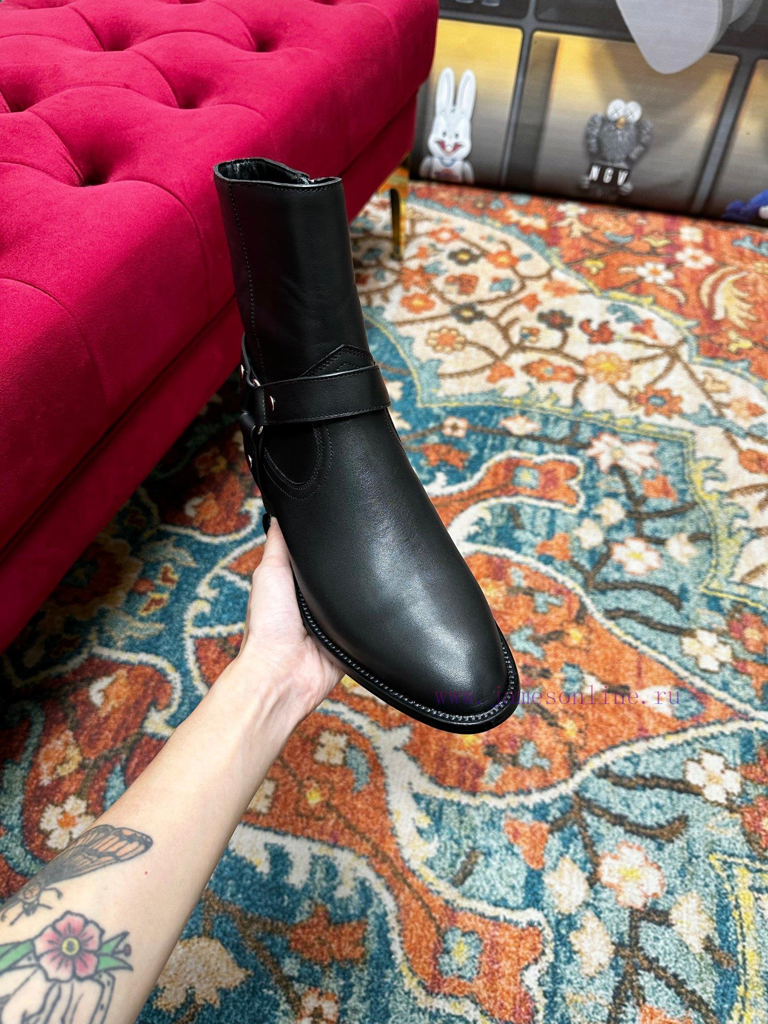 ️——Saint Laurent YSL One Belt Sleeve Short Boots Martin Boot SeriesTop tier fashion show serdjbqpr6s - Image 3
