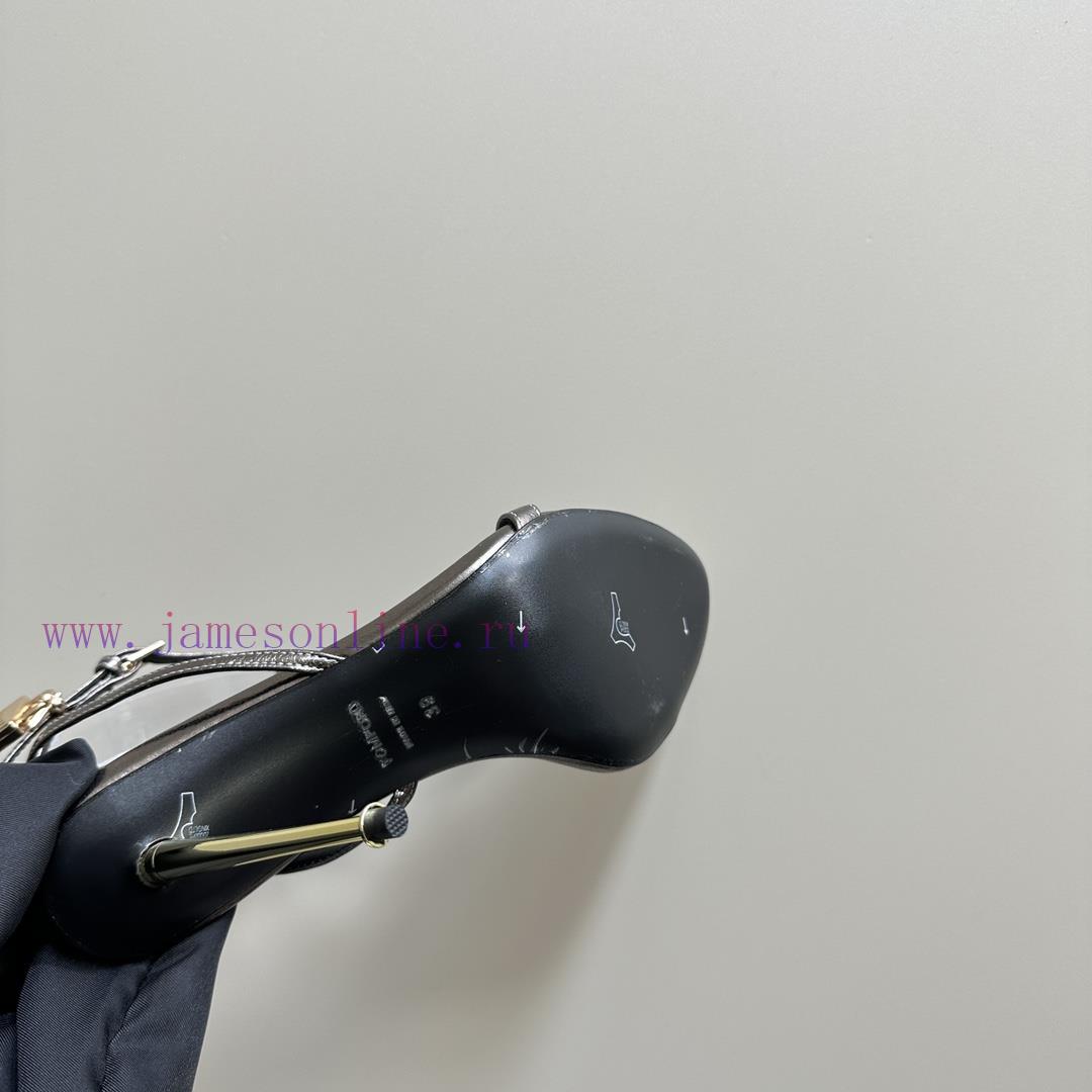 TOM FORDPadlock leather high-heeled sandalsCalf leather, gold velvet, exposed toe buckle det856zq2t2 - Image 10