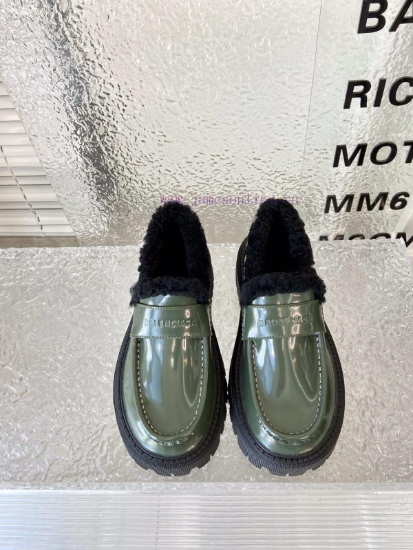 BALENCIAGA Balenciaga TRACTOR Big Head Derby Shoes Le Fu Mao ShoesThe previous derby updatedok8x4uhd