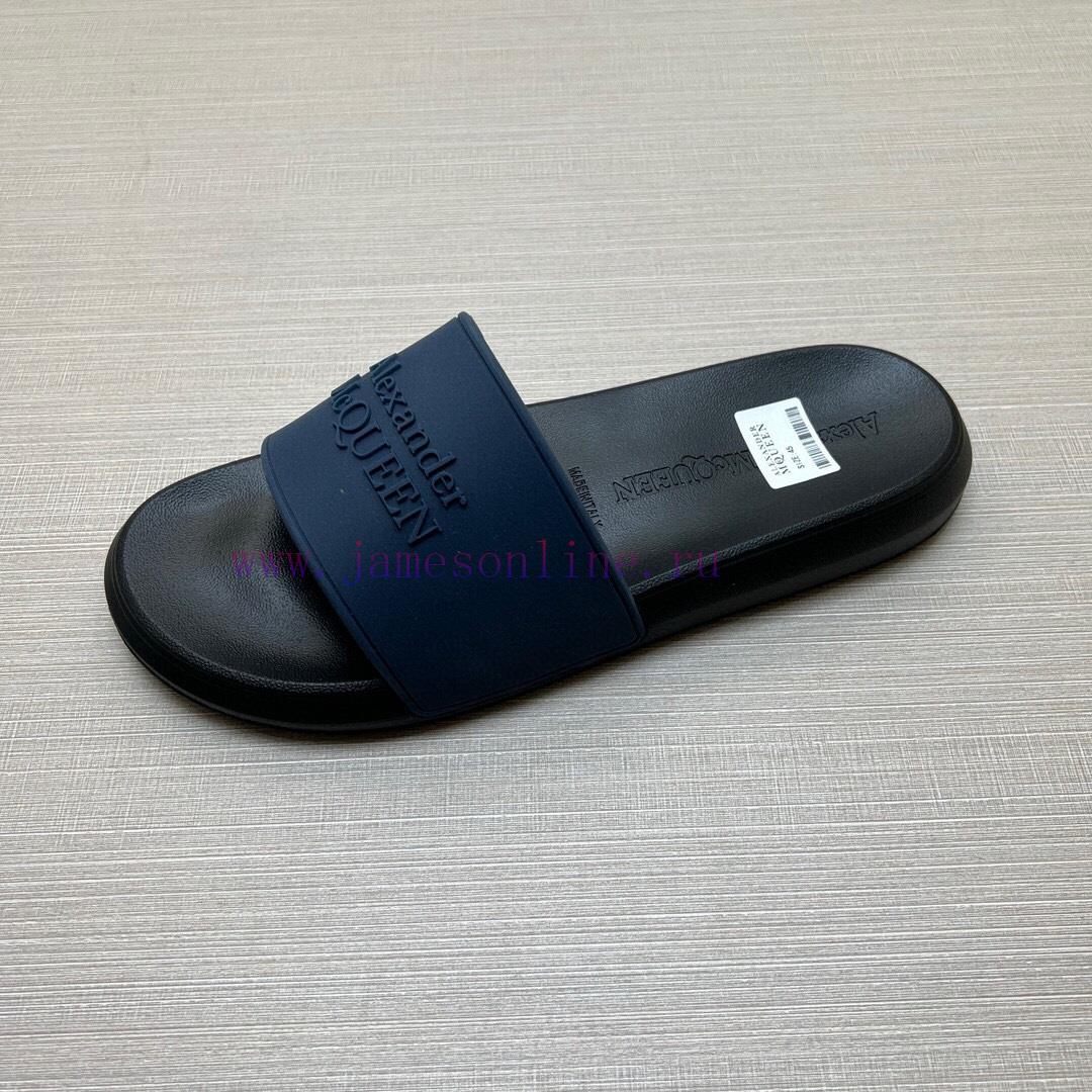 McQueen's latest thick soled one-piece slippers add a unique and charming power to the shoesvzsm16hr - Image 9