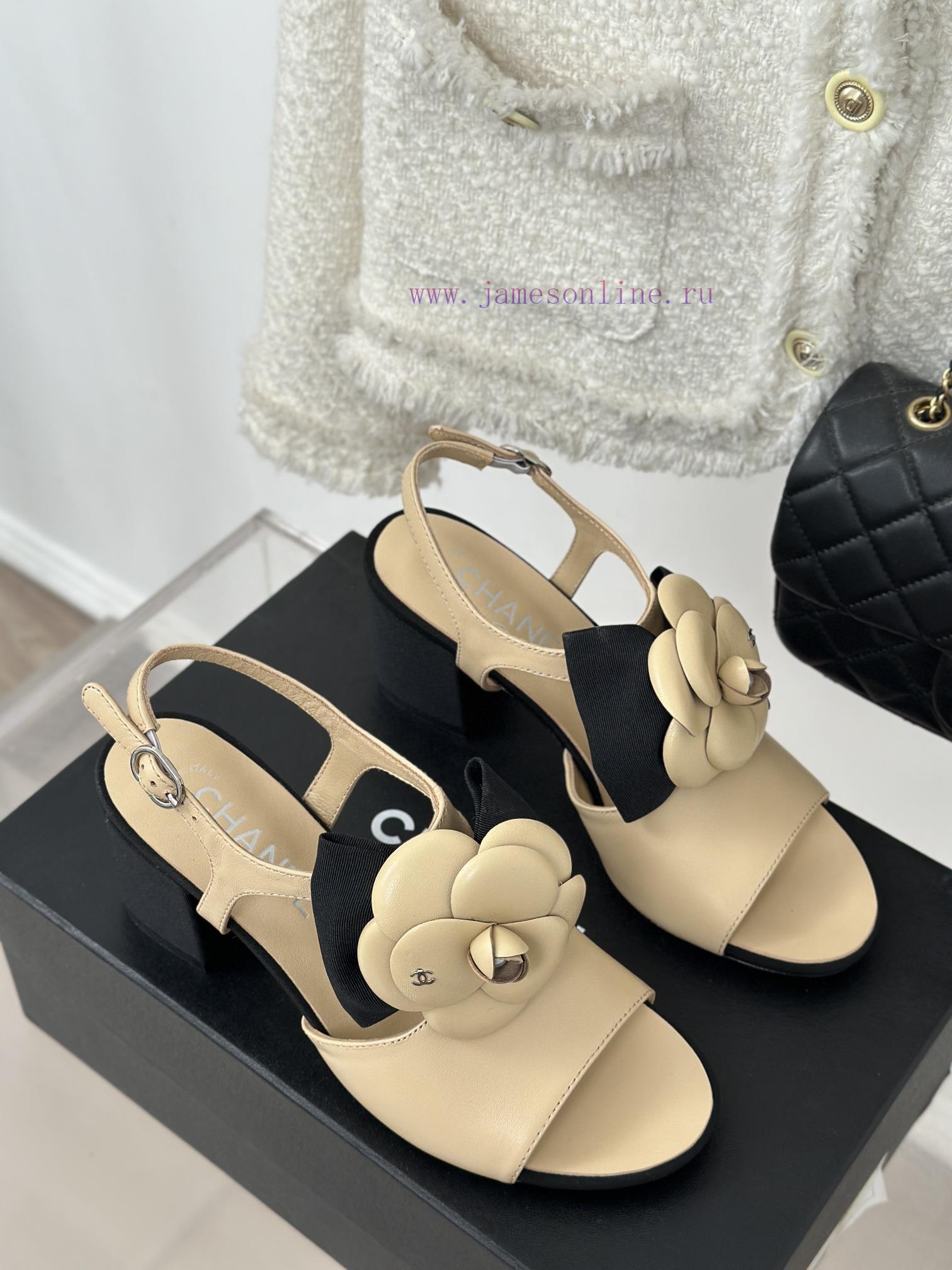 ασπρο πέδιλο | Chanel | Chanel 24C New Product ClassicCamellia Thick Bottom Sandals And Slippers SeriesThe Sho qf0kiu2p | μπαλαρινα κρυφο τακουνι - Image 4