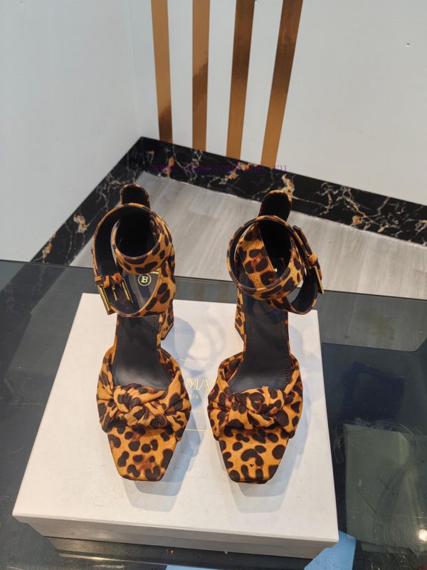 geox μποτα sofia | Out Balmain 2024 Spring/Summer Fashion Show Original High Heel SandalsBrand Balmain 𝘽𝙖𝙡𝙢𝙖𝙞𝙣 By qn94fx13 | ck παπουτσια