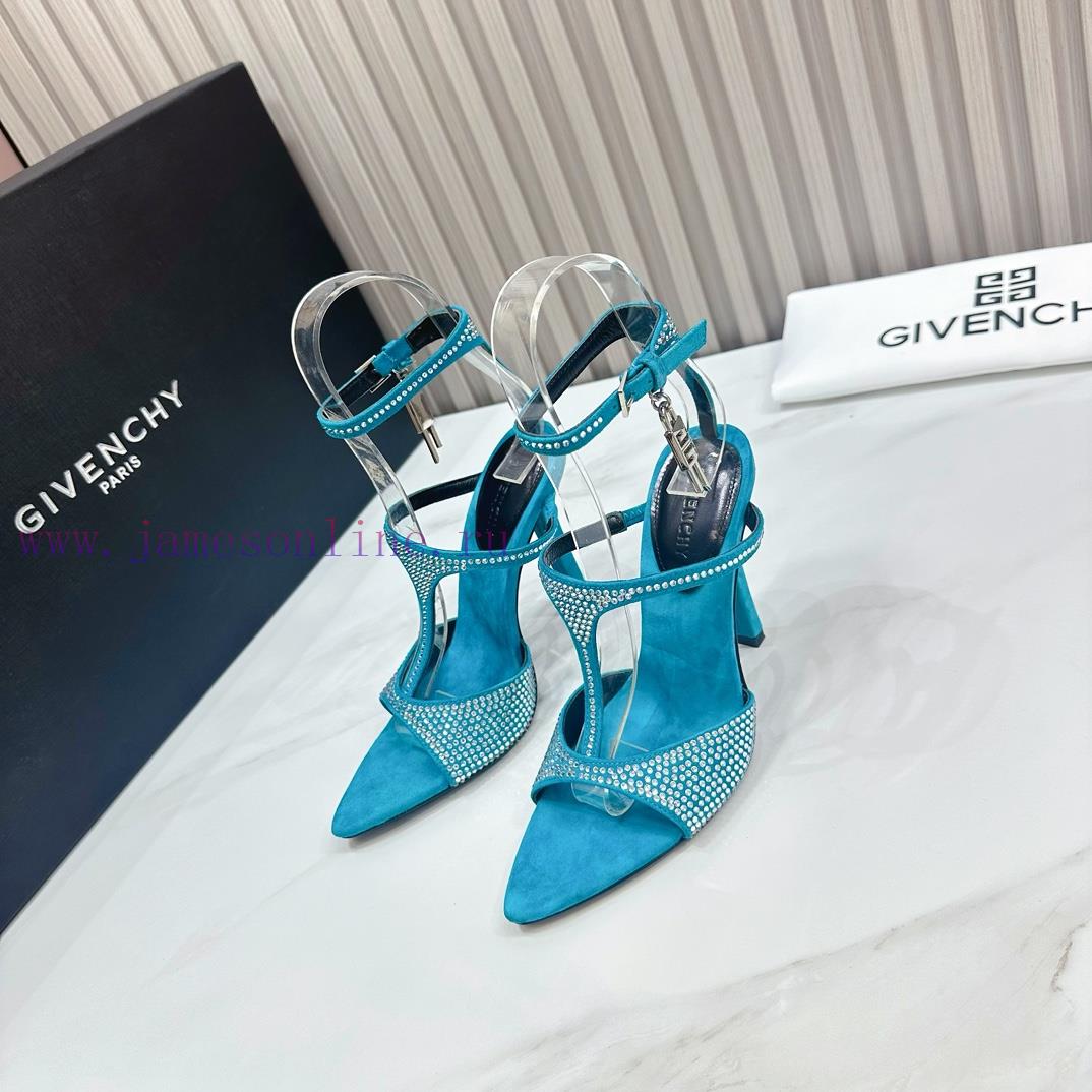μεταλιζε πεδιλα μεσαιο τακουνι | 2024 SSS Launches GIVENCHY Spring/summer Collection - The Brand's Iconic Retro Elegance Continu 3idclzxy | κολαν αδιαφανο με μποτες over the knee - Image 3