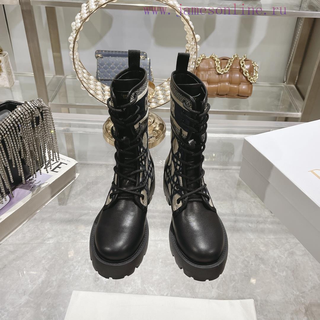 παιδικα αθλητικα μποτακια για κοριτσια | Dior Electric Embroidery High Density Purchasing Grade 𝐃𝐢𝐨𝐫𝟯𝟬𝐌𝐨𝐧𝐭𝐚𝐢𝐠𝐧𝐞 Dior's New Short Boots A dtrqkv5s | παιδικα ποδοσφαιρικα παπουτσια ιντερσπορτ - Image 2