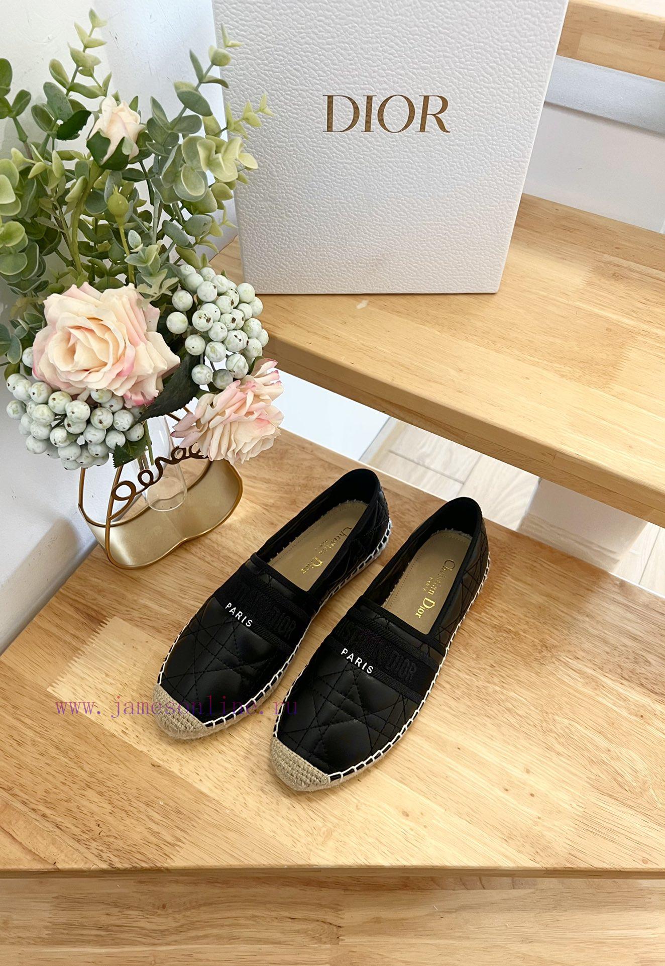 παντοφλες pedicure | Top Original 11 RemakesDior 2024 Early Autumn CollectionPattern Flower Lifting Thorn Fish cwrqi287 | χαμηλα νυφικα παπουτσια - Image 4
