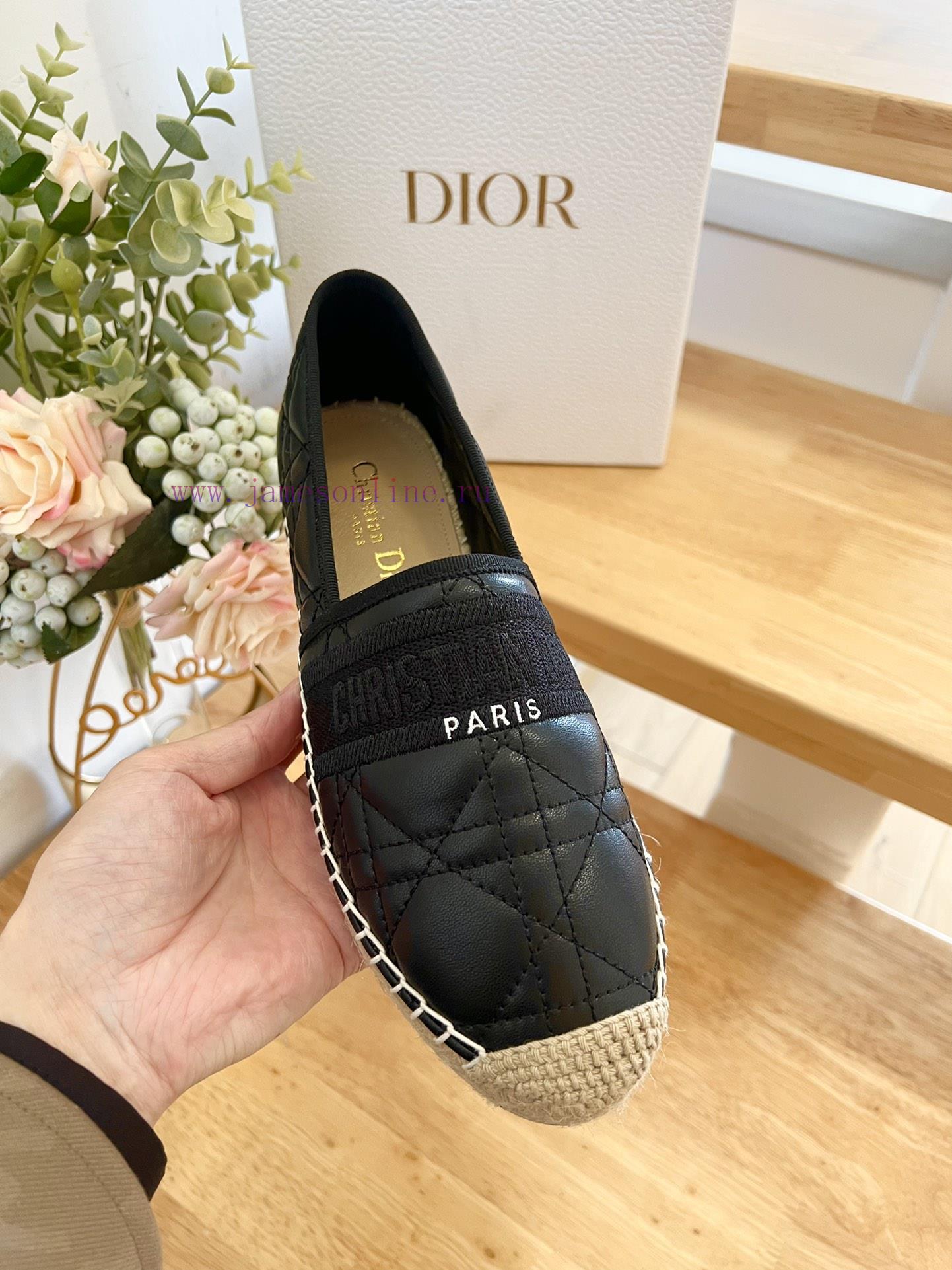 παντοφλες pedicure | Top Original 11 RemakesDior 2024 Early Autumn CollectionPattern Flower Lifting Thorn Fish cwrqi287 | χαμηλα νυφικα παπουτσια - Image 8