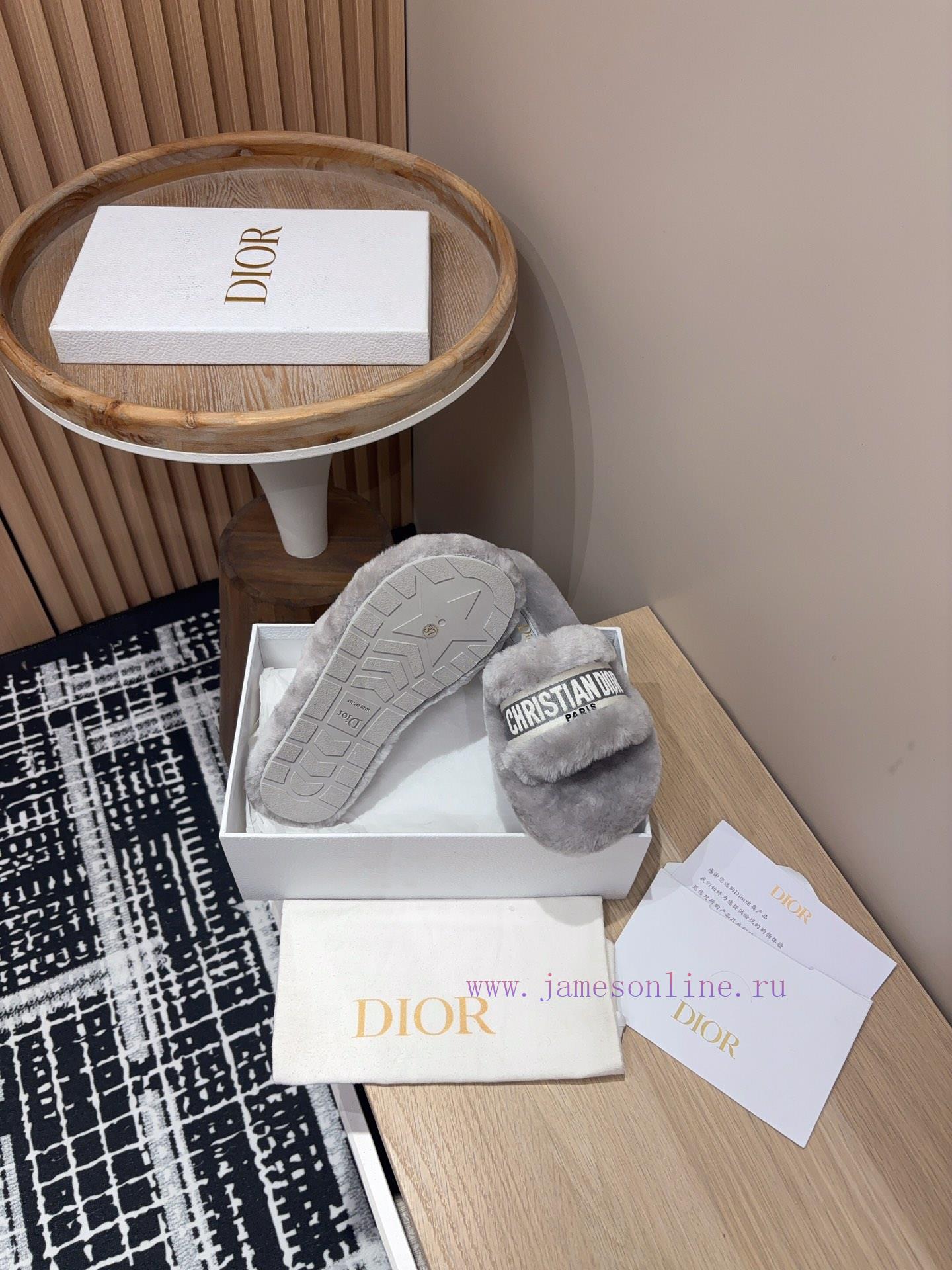 δερμάτινο μποτάκι με.περλες | 24Ss New Dior Embroidered Fury Shoes With One Line Thick Bottom Wool SlippersThis Dway Cotton C nqs6glat | τακουνι κλειδι φοινηκας θεσσαλονικ - Image 10