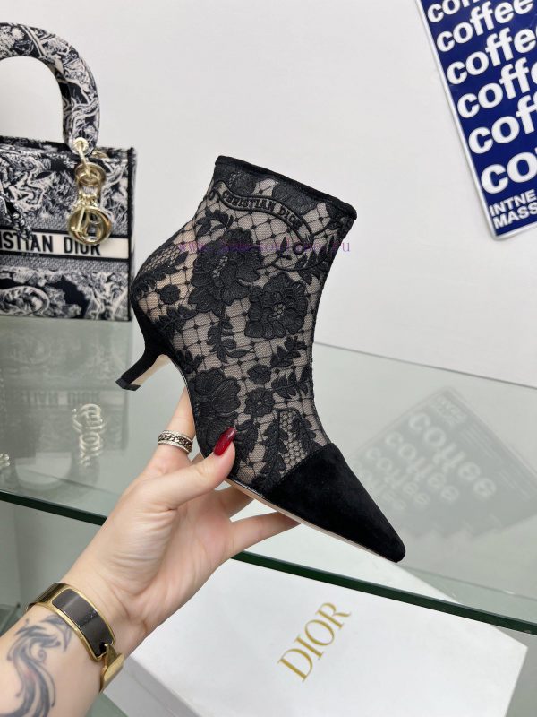 παπουτσια εξω απο την πορτα | Follow The BootsJ'ADIOR Embroidered Jacquard Mesh Boots Dior 2023 Spring/Summer Latest Colors G 6h7q7l5q | με γεια τα παπουτσια