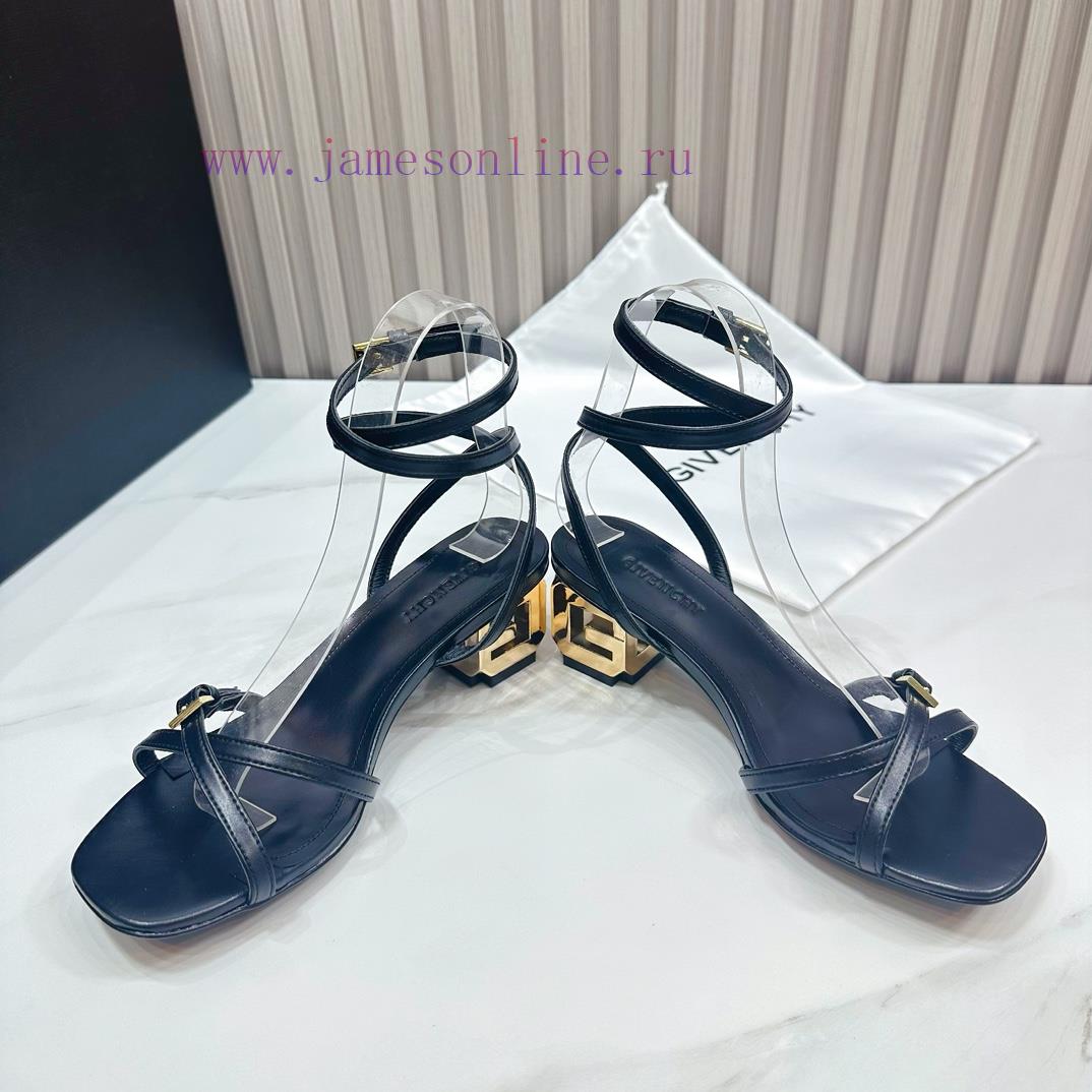 envie shoes πέδιλα | 2024 SSS Launches GIVENCHY Spring/summer Collection - The Brand's Iconic Retro Elegance Continu 6upp0cok | παπουτσια μοναστηρακι ηφαιστου - Image 5