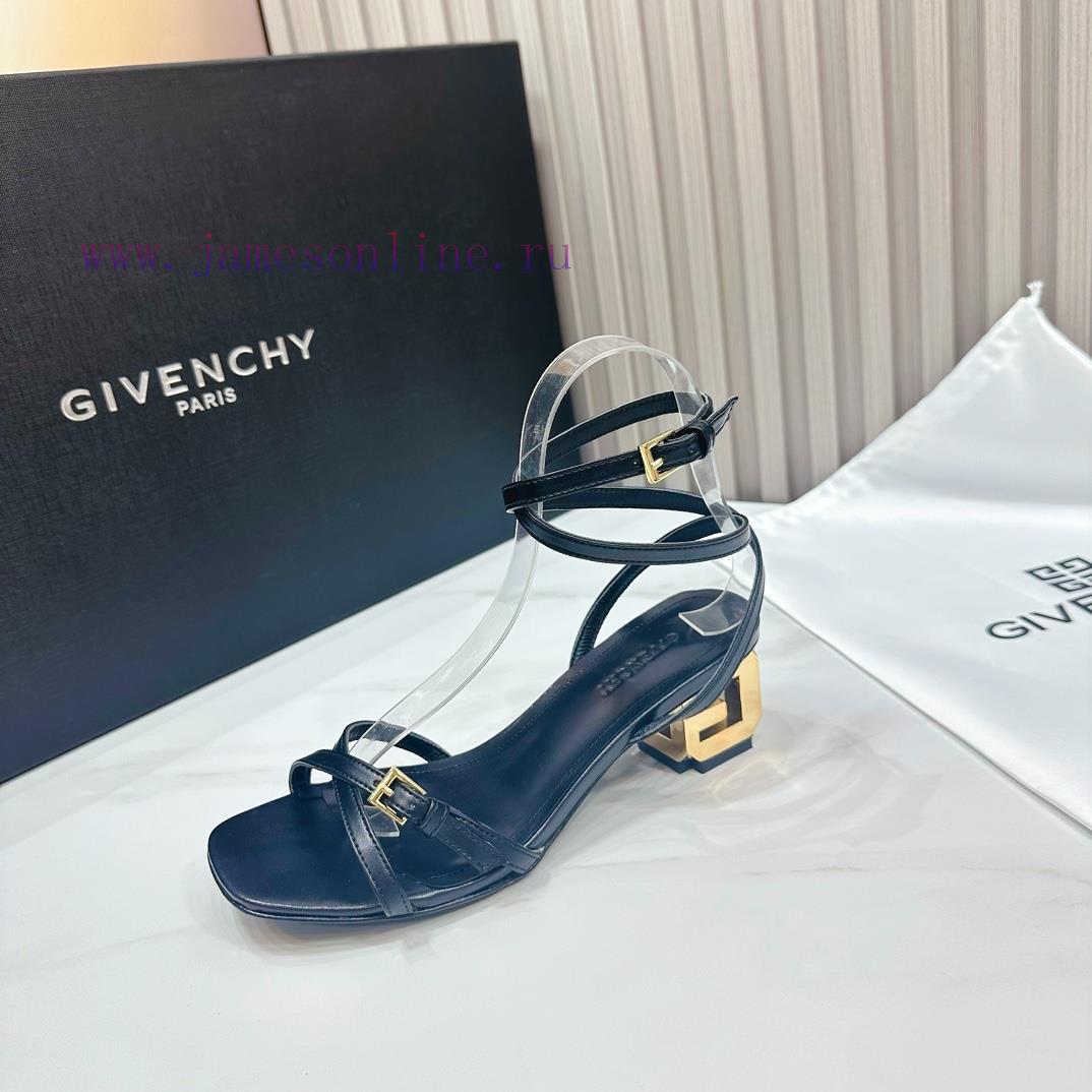 envie shoes πέδιλα | 2024 SSS Launches GIVENCHY Spring/summer Collection - The Brand's Iconic Retro Elegance Continu 6upp0cok | παπουτσια μοναστηρακι ηφαιστου - Image 6