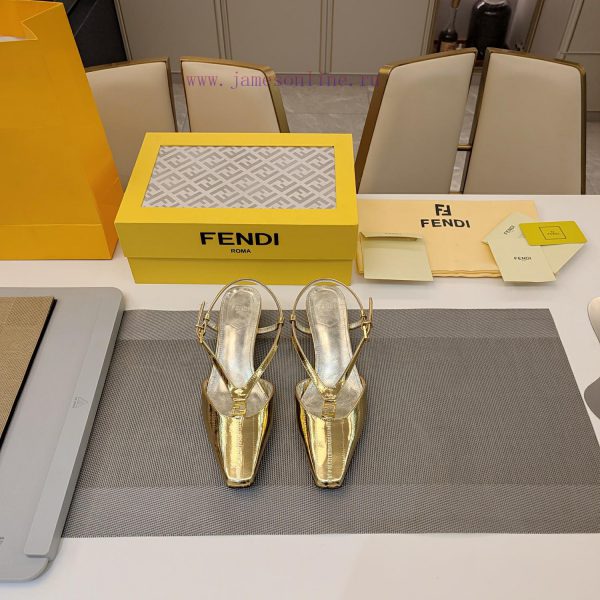 kitten τακουνι γοβες πουδρα | Small Cone And V-shaped Strap Metal Double F Buckle Mueller Sandals SeriesFendi Top Edition 202 oz0e7cf4 | πολυ ψηλα τακουνια