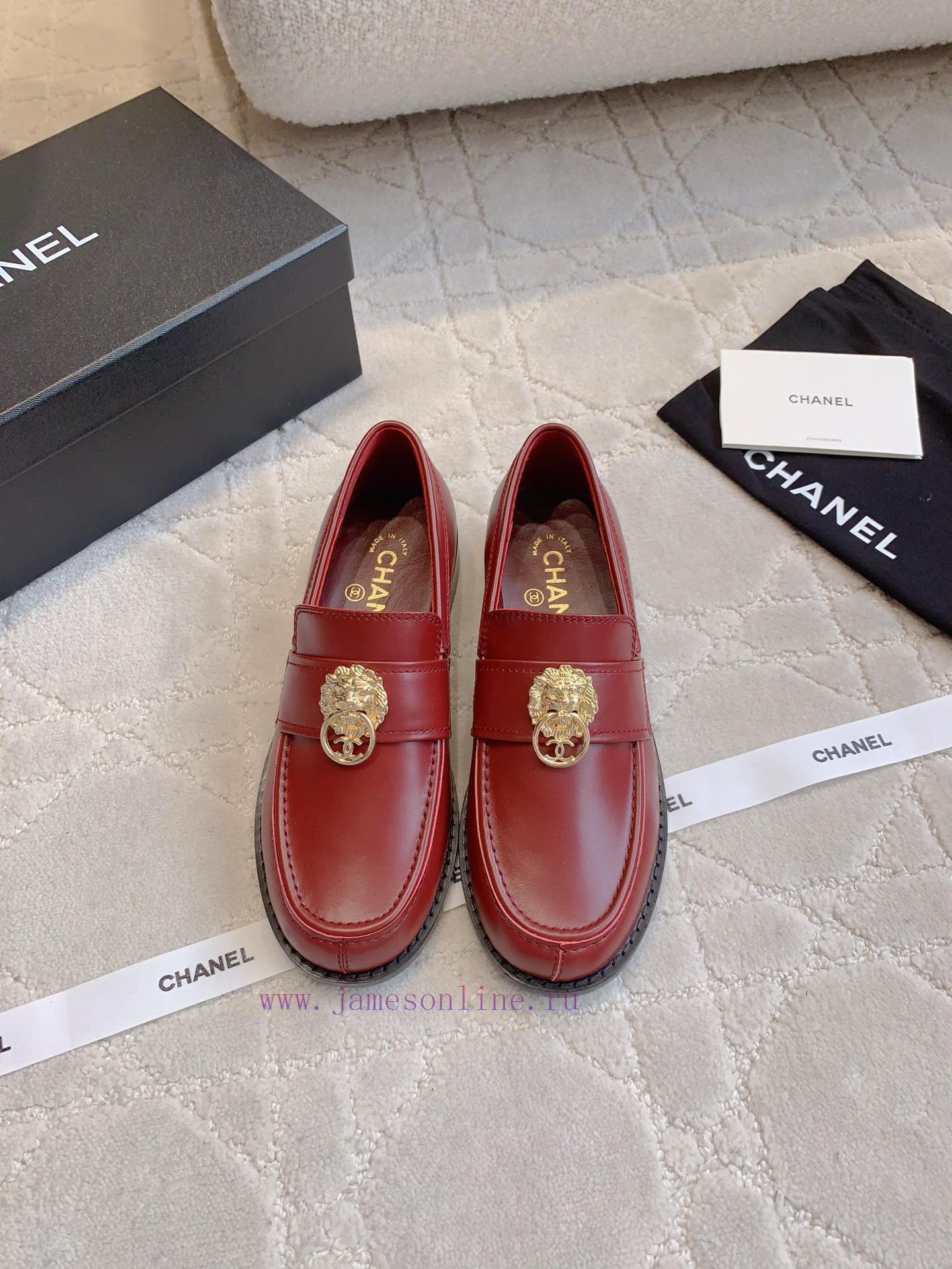 γυναικεια adidas παπουτσια | Chanel's New Le Fu Shoes Feature Lion Head Decorations That Exude A Domineering Aura Complement tnvyqqbj | επωνυμα παπουτσια γυναικεια - Image 2