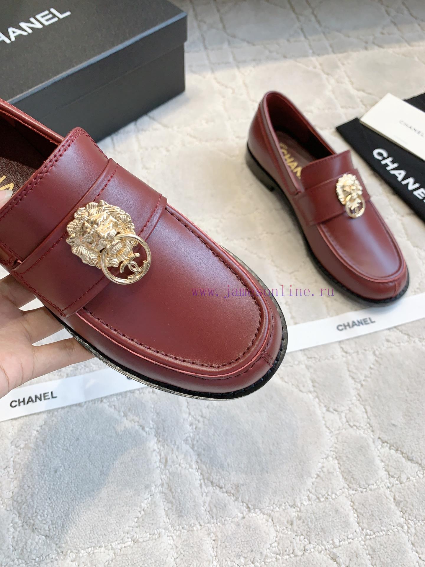 γυναικεια adidas παπουτσια | Chanel's New Le Fu Shoes Feature Lion Head Decorations That Exude A Domineering Aura Complement tnvyqqbj | επωνυμα παπουτσια γυναικεια - Image 6